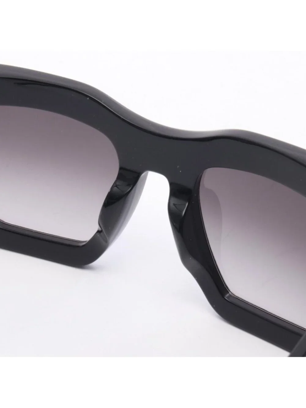 Louis Vuitton Sunglasses Grande Bellezza Eyewear
